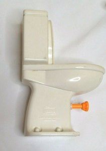 Lanard Toys Toilet shaped Water Squirt Gun Pistol bathroom humor 1999 Vintage